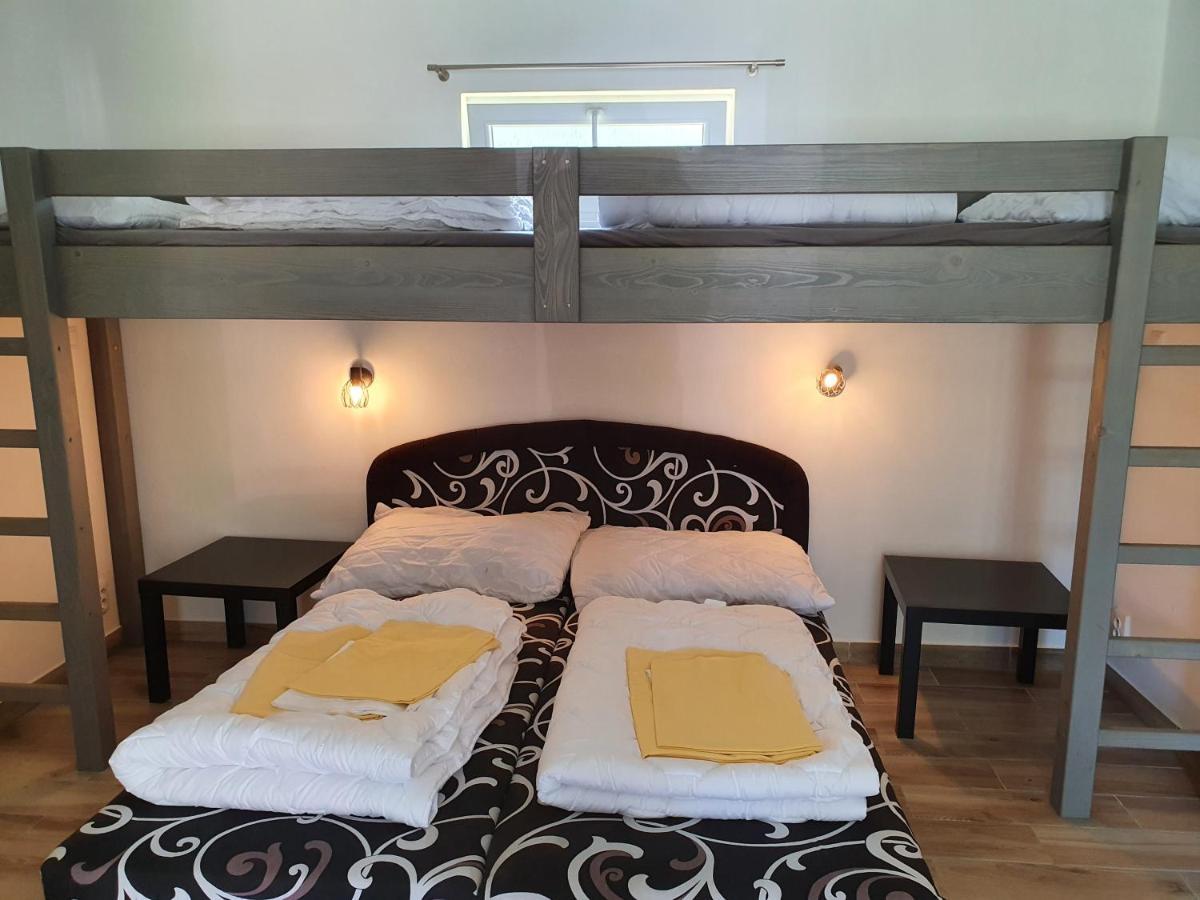 Juniorcamp Nova Zivohost Hotel Krecovice ภายนอก รูปภาพ