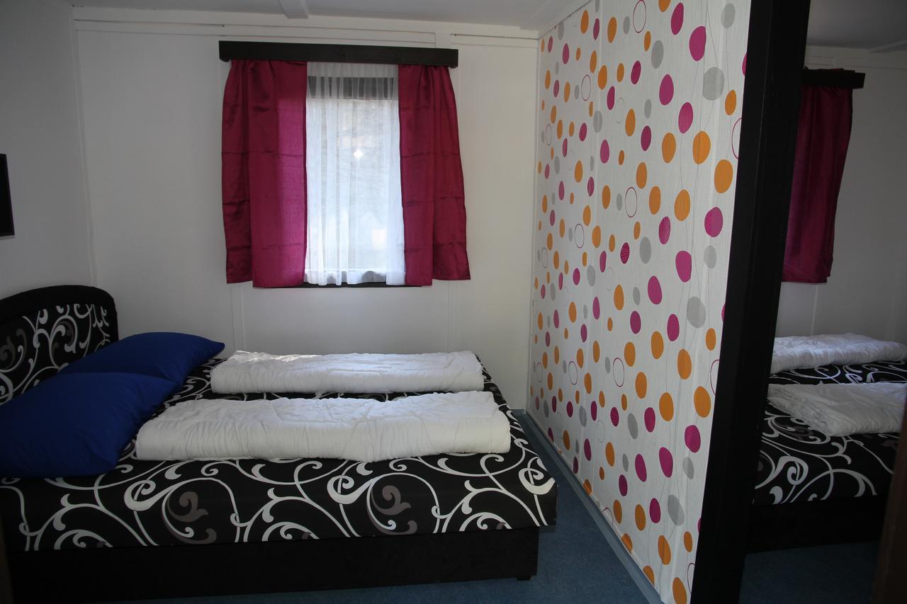 Juniorcamp Nova Zivohost Hotel Krecovice ภายนอก รูปภาพ