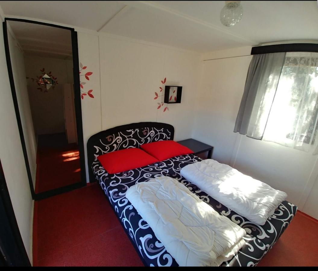 Juniorcamp Nova Zivohost Hotel Krecovice ภายนอก รูปภาพ